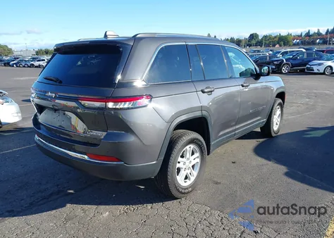 2023 Jeep Grand Cherokee Laredo 4X4 из США, поврежденный, VIN 1C4RJHAG4PC586189